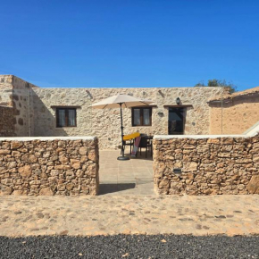 La Montañeta Tefia Suites